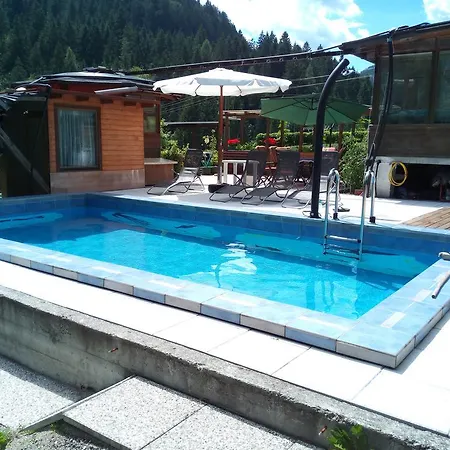 Strasser * Stockenboi